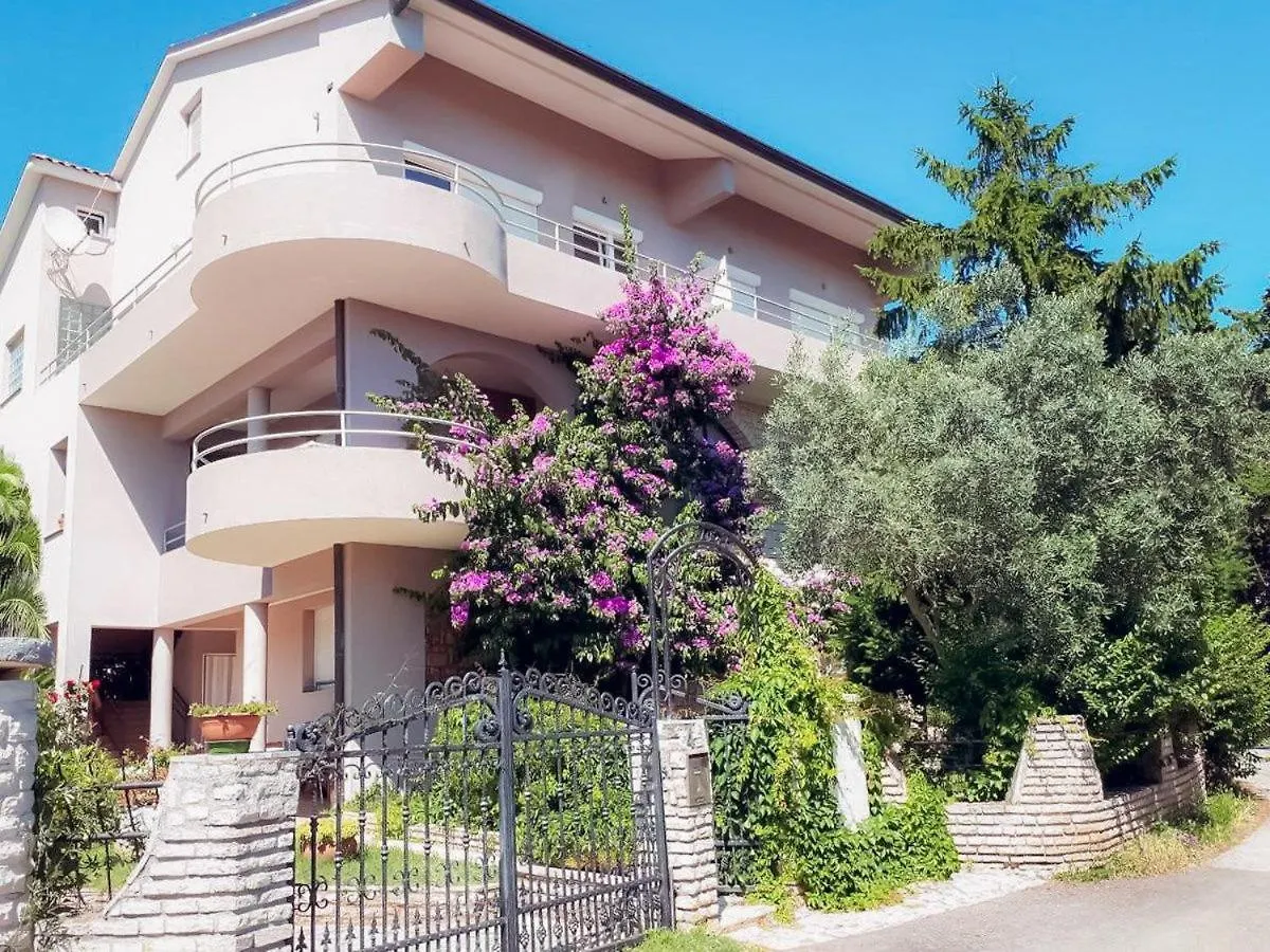 Apartments Ondamarina Medulin