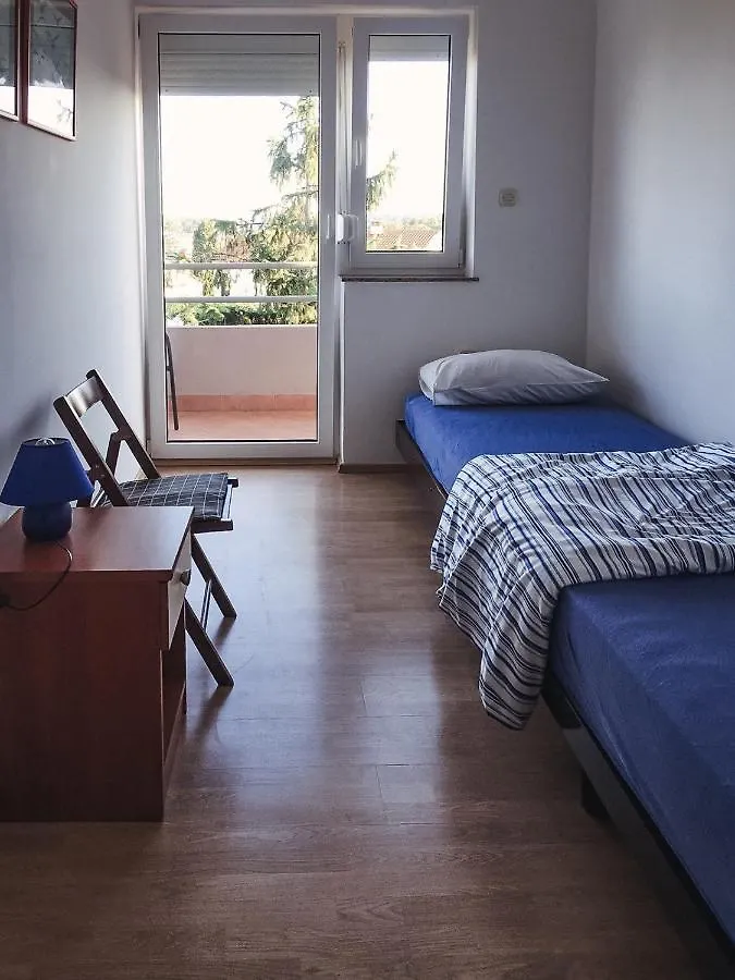 Apartments Ondamarina 梅杜林 0*,  克罗地亚