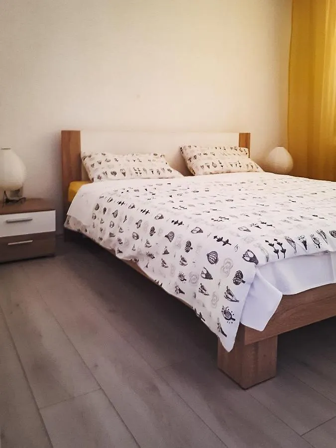 Apartments Ondamarina 梅杜林
