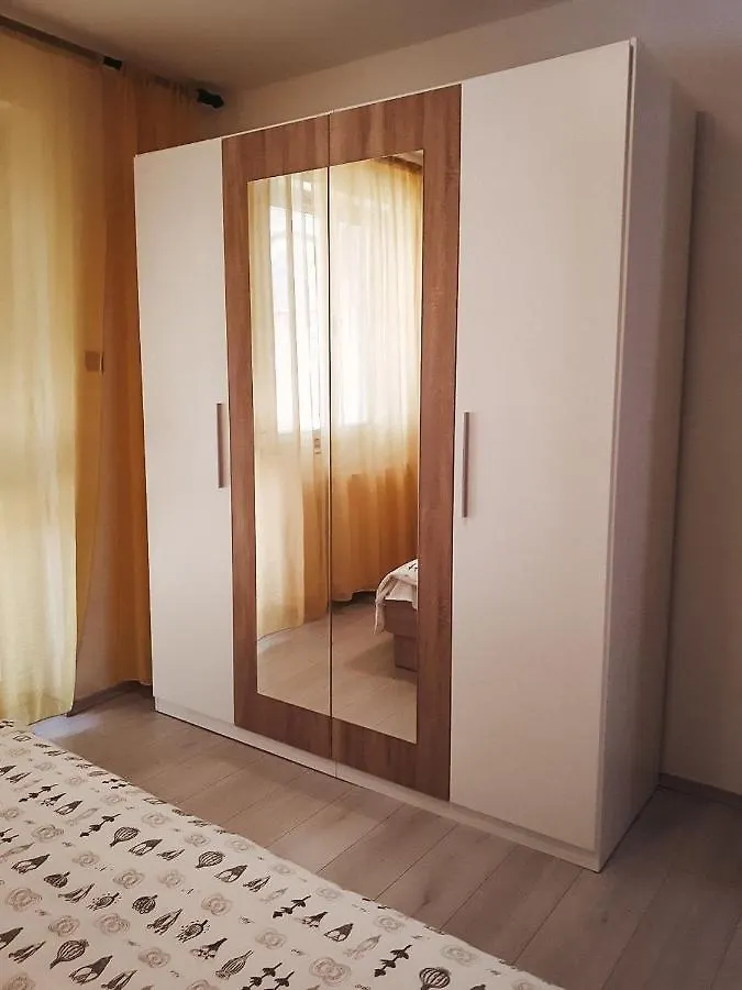 Apartments Ondamarina 梅杜林